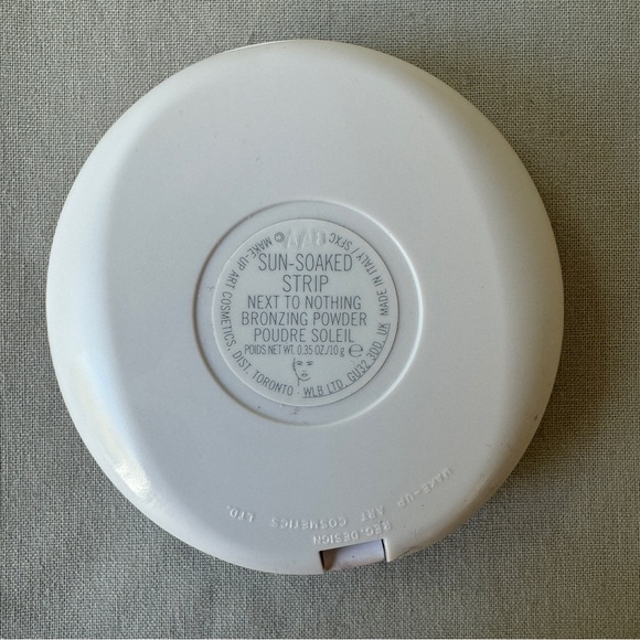 MAC Cosmetics Next To Nothing Bronzing Powder - Picture 4 of 8